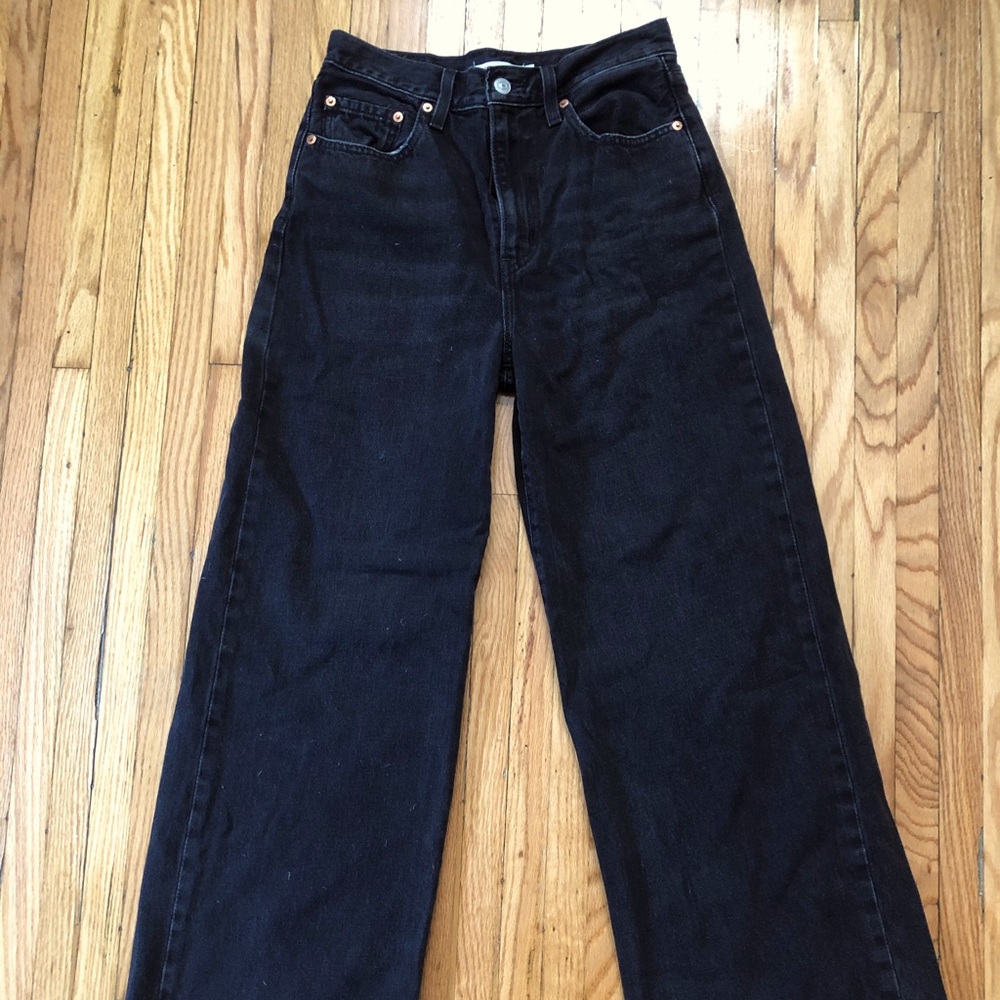 Levi’s Premium ribcage wide leg jeans